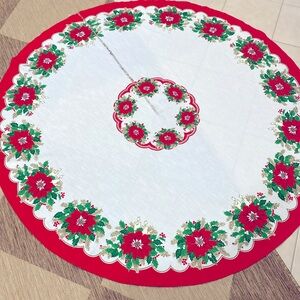 Vintage Christmas Poinsettia Tablecloth Cut Tree Skirt Retro Sewing Fabric 50s